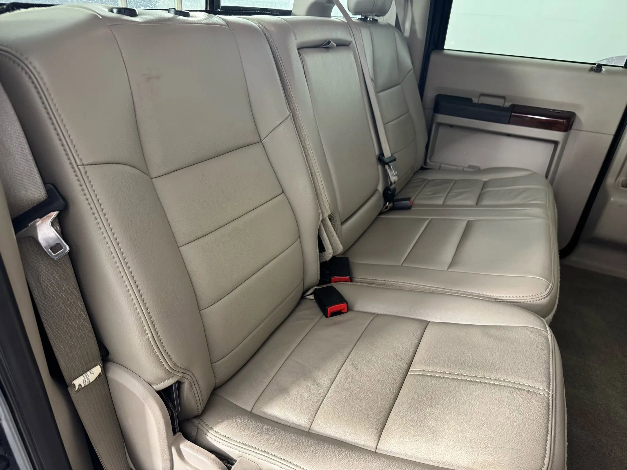 Used 2009 Ford F250 Lariat image 31