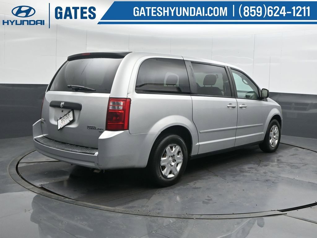 Used 2010 Dodge Grand Caravan SE w/ Climate Group FWD image 2