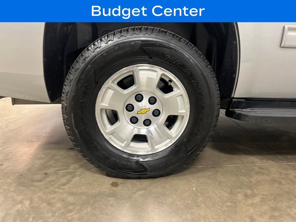 Used 2013 Chevrolet Tahoe LT w/ Luxury Package AWD/4WD image 9