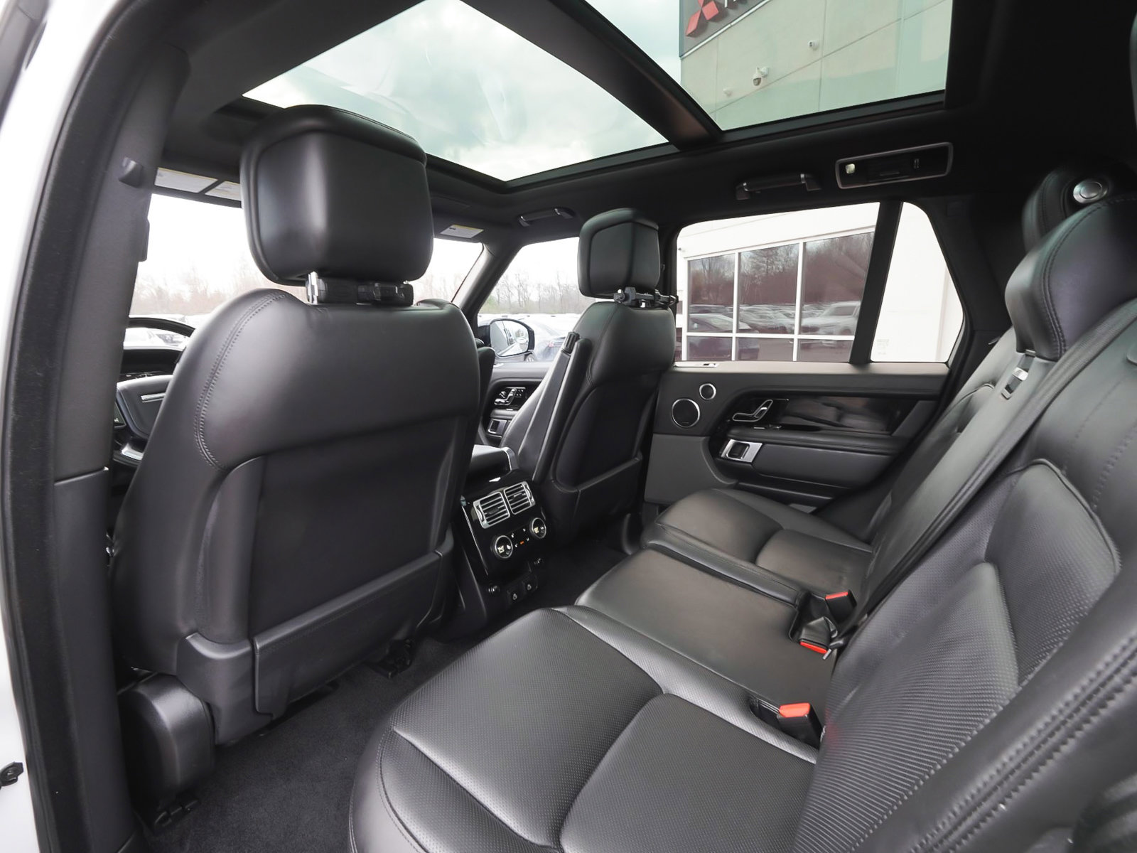 Used 2022 Land Rover Range Rover Westminster Edition AWD/4WD image 38