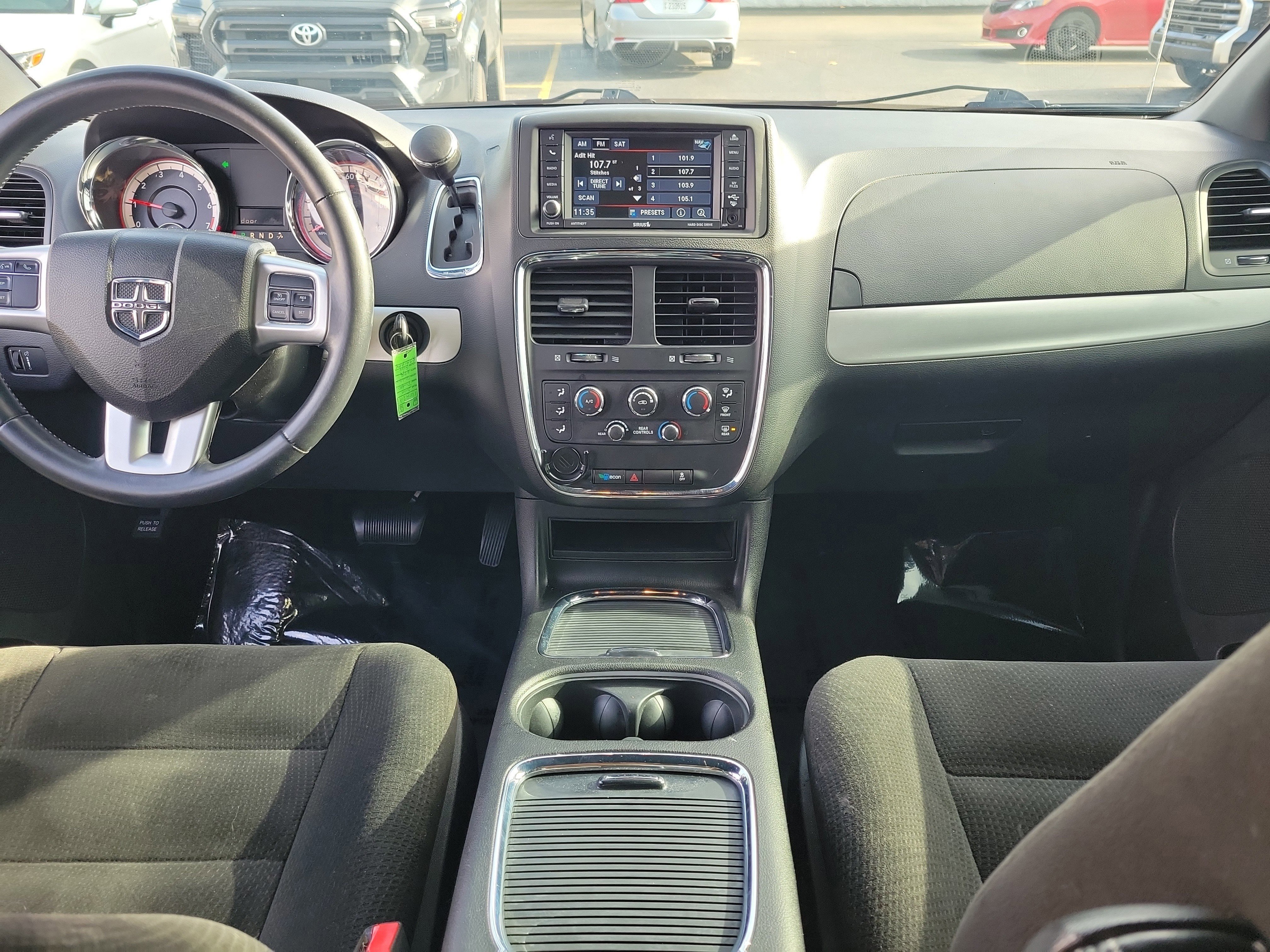 Used 2015 Dodge Grand Caravan SXT w/ Blacktop Package image 9