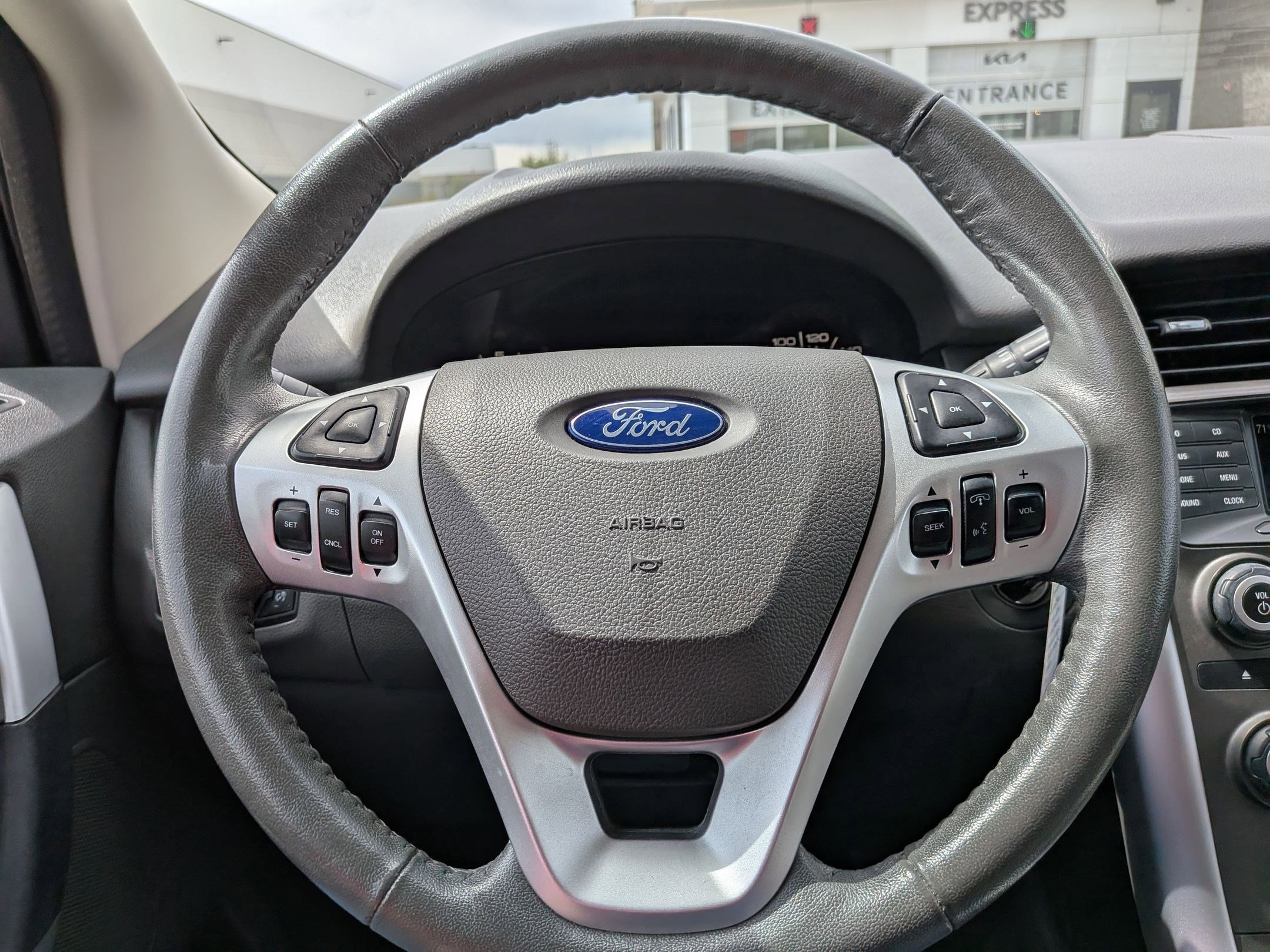 Used 2014 Ford Edge SEL AWD/4WD image 15