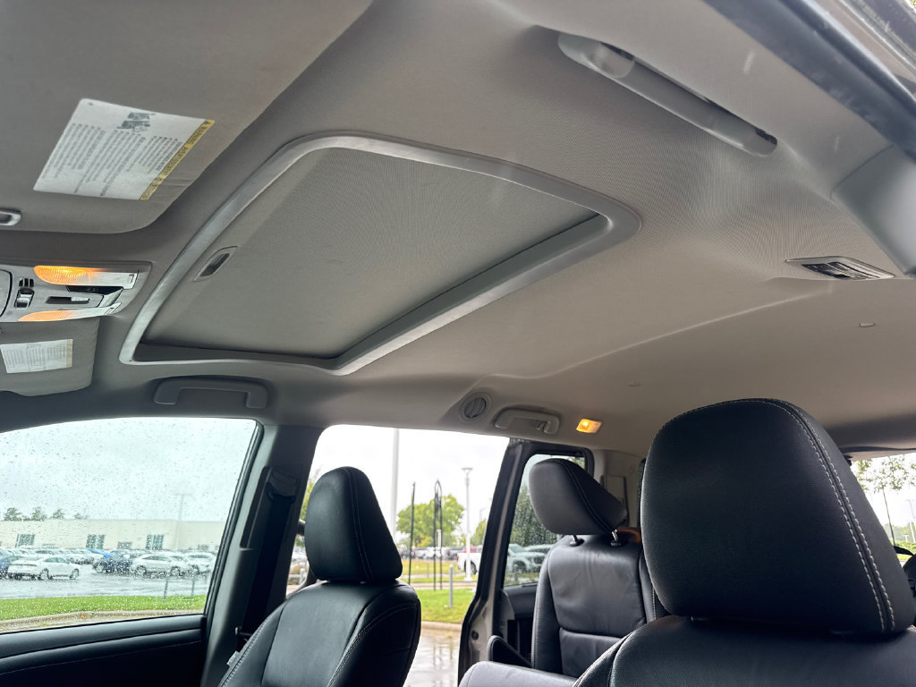 Used 2017 Toyota Sienna SE w/ SE Preferred Package FWD image 30