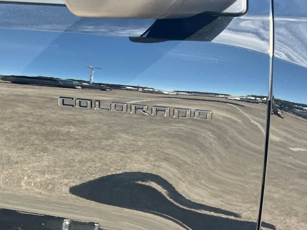 Used 2025 Chevrolet Colorado W/T w/ WT Custom Package image 8