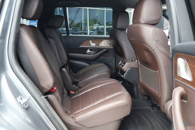 Used 2022 Mercedes-Benz GLS 450 4MATIC image 25