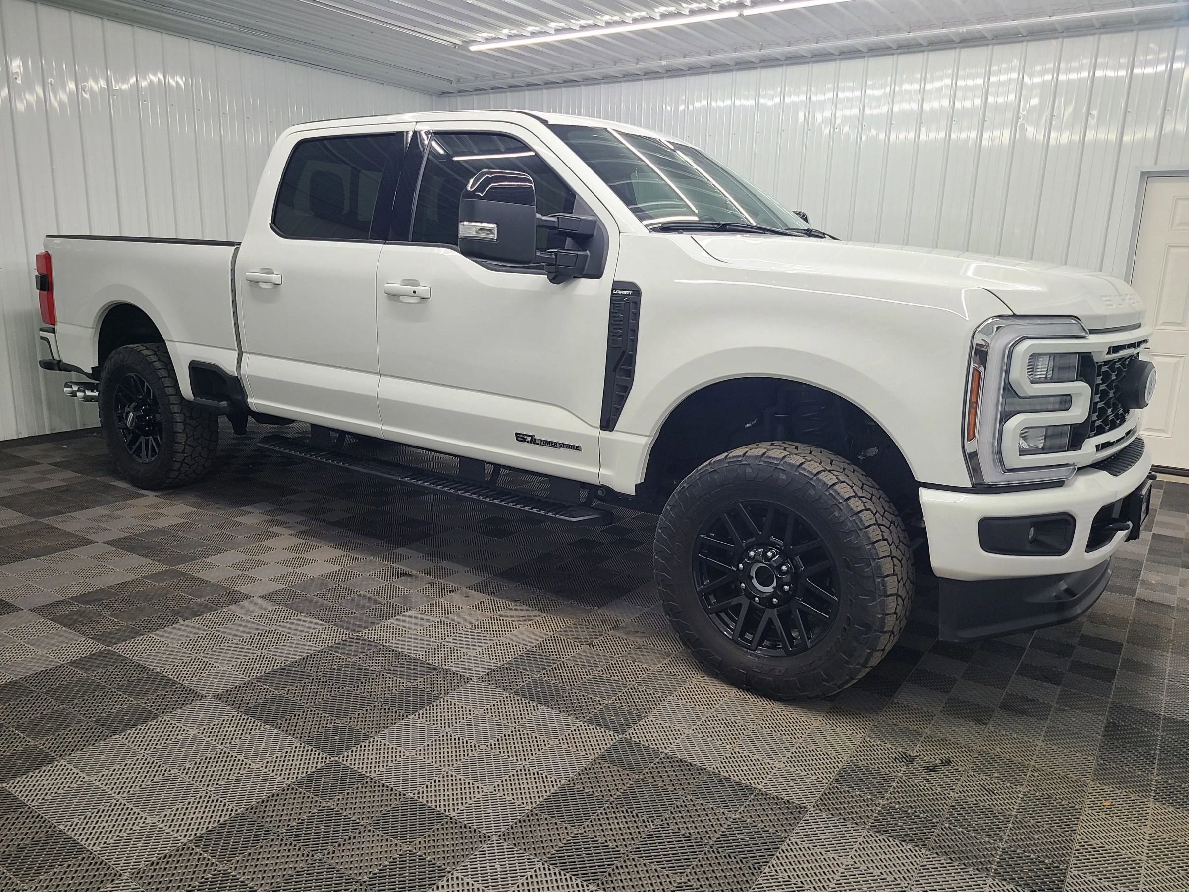 Used 2024 Ford F250 Lariat w/ Sport Appearance Package image 10