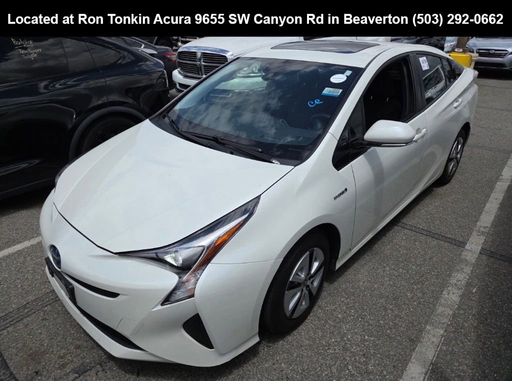 Used 2016 Toyota Prius Three w/ Advanced Technology Package FWD image 1