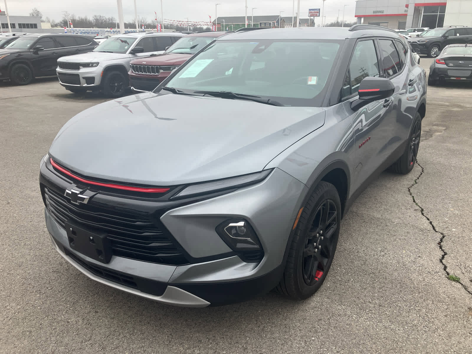 Used 2024 Chevrolet Blazer LT w/ Redline Edition FWD image 3