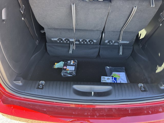 New 2026 Chrysler Pacifica Select image 7