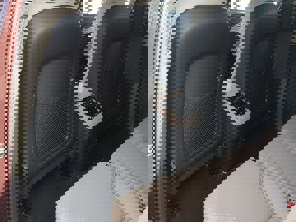 New 2026 Volvo XC90 B5 Core w/ Protection Package Premier image 17