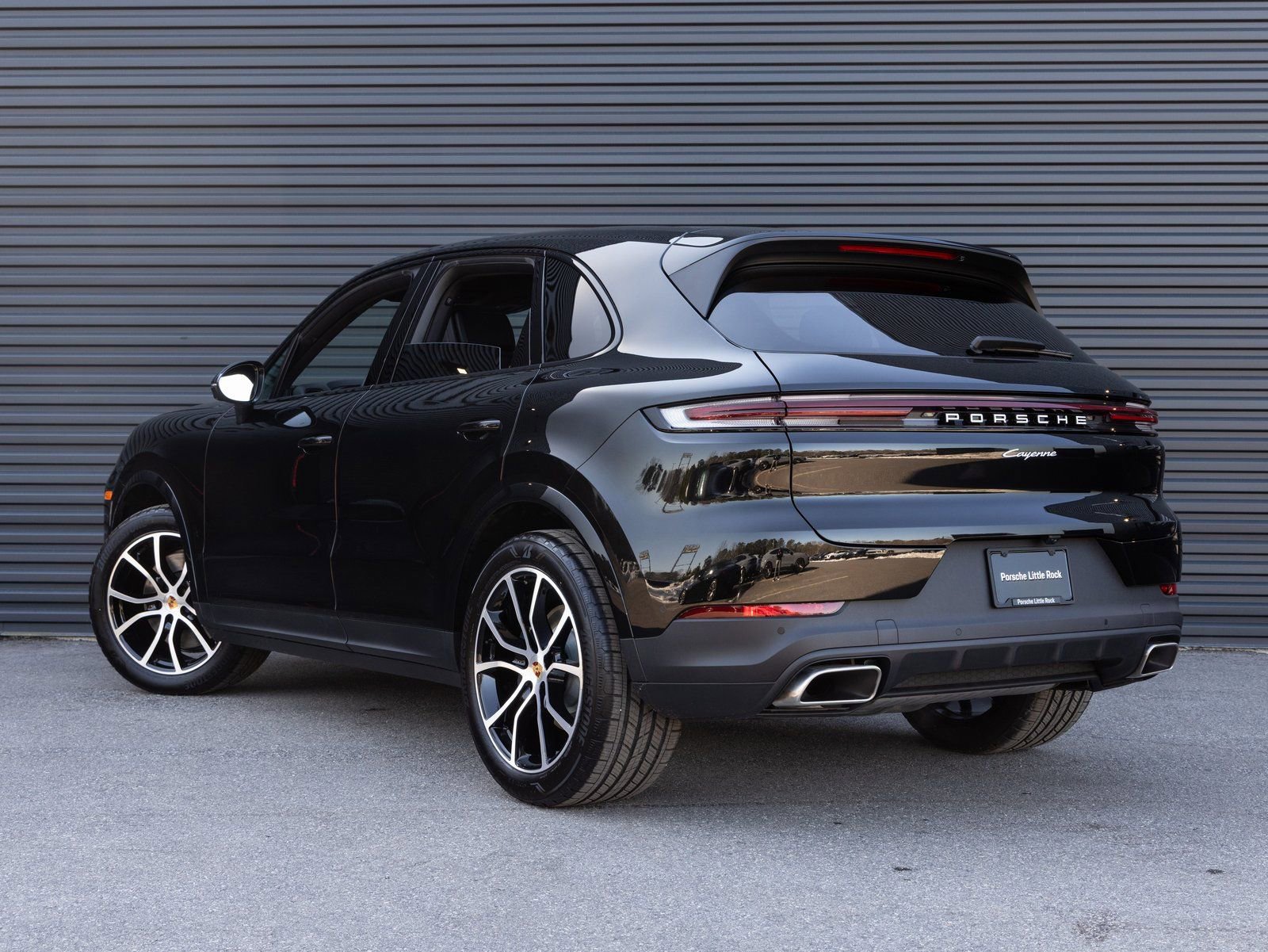 Certified 2026 Porsche Cayenne AWD/4WD image 3