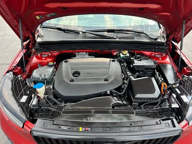 Used 2023 Volvo XC40 B4 Ultimate w/ Protection Package Premier FWD image 15