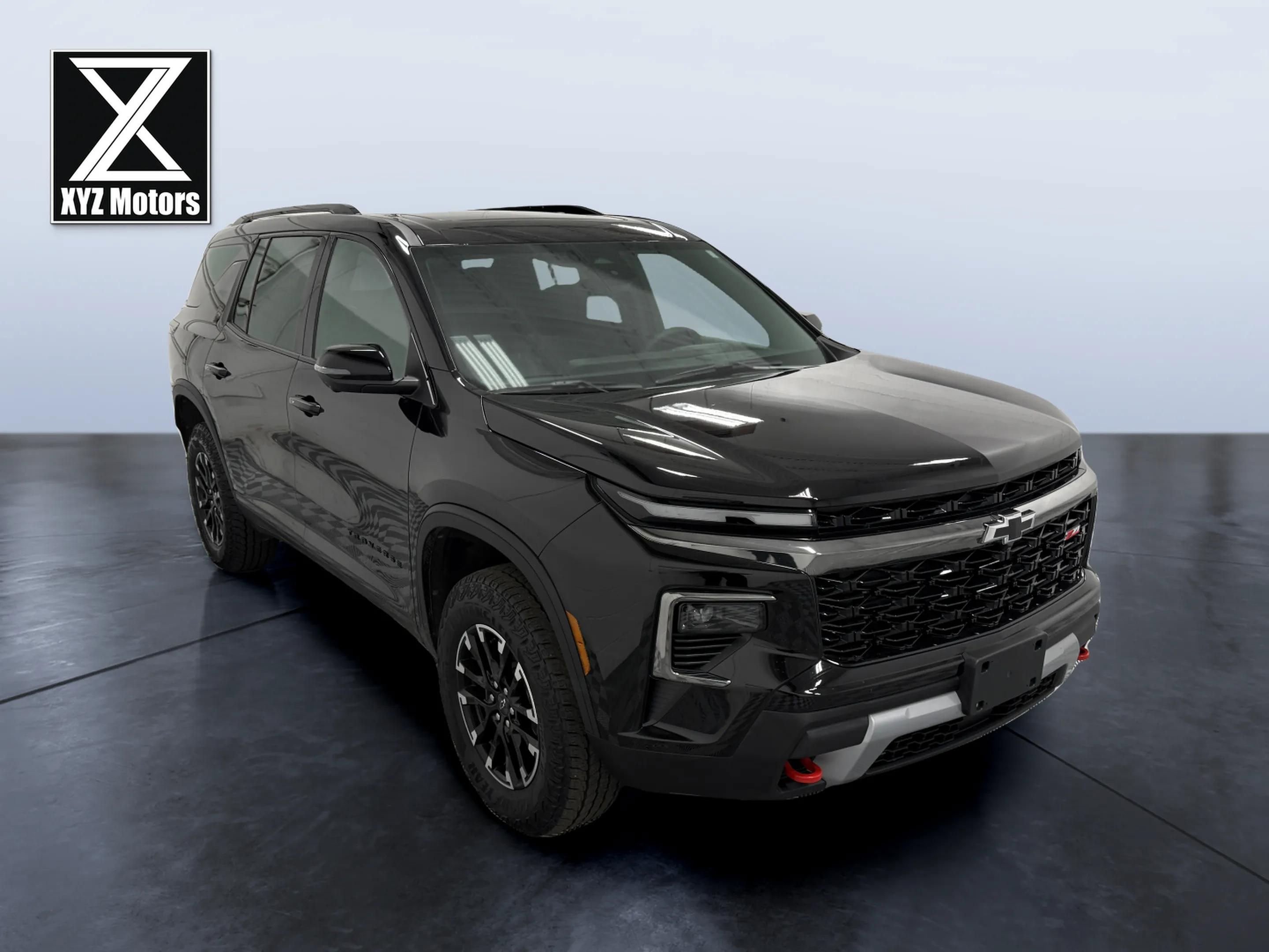 Used 2025 Chevrolet Traverse Z71 w/ LPO, Floor Liner Package image 7