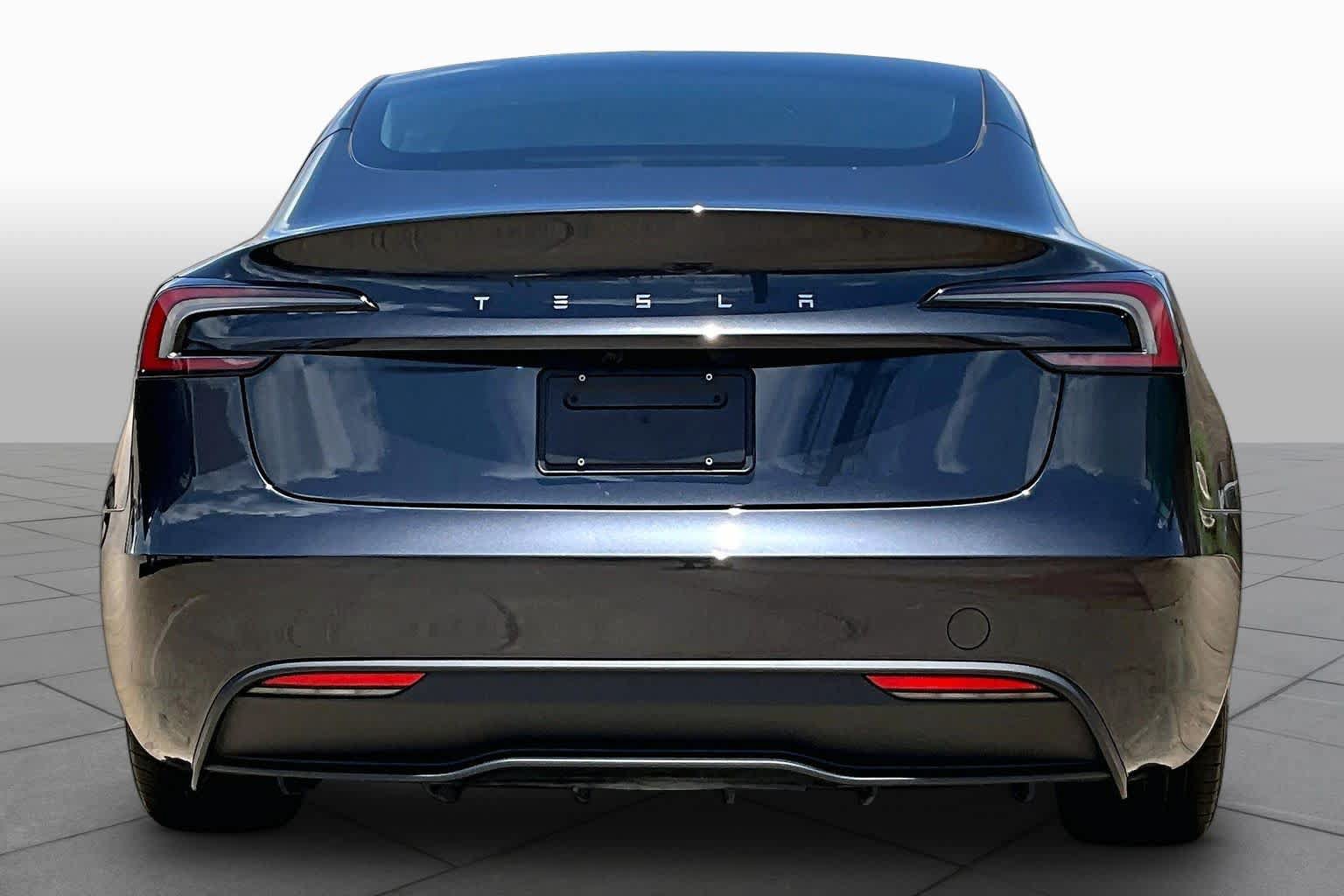 Used 2024 Tesla Model 3 Standard Range RWD image 4