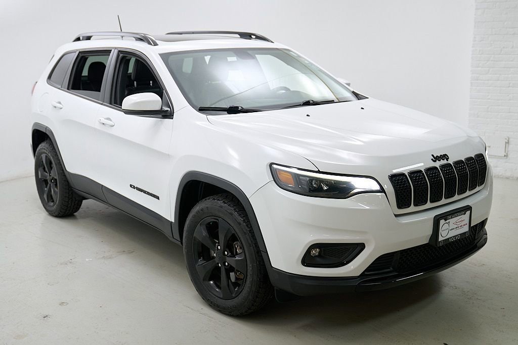 Used 2019 Jeep Cherokee Latitude Plus AWD/4WD image 4