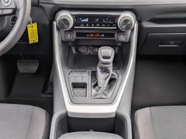 Used 2025 Toyota RAV4 LE FWD image 18