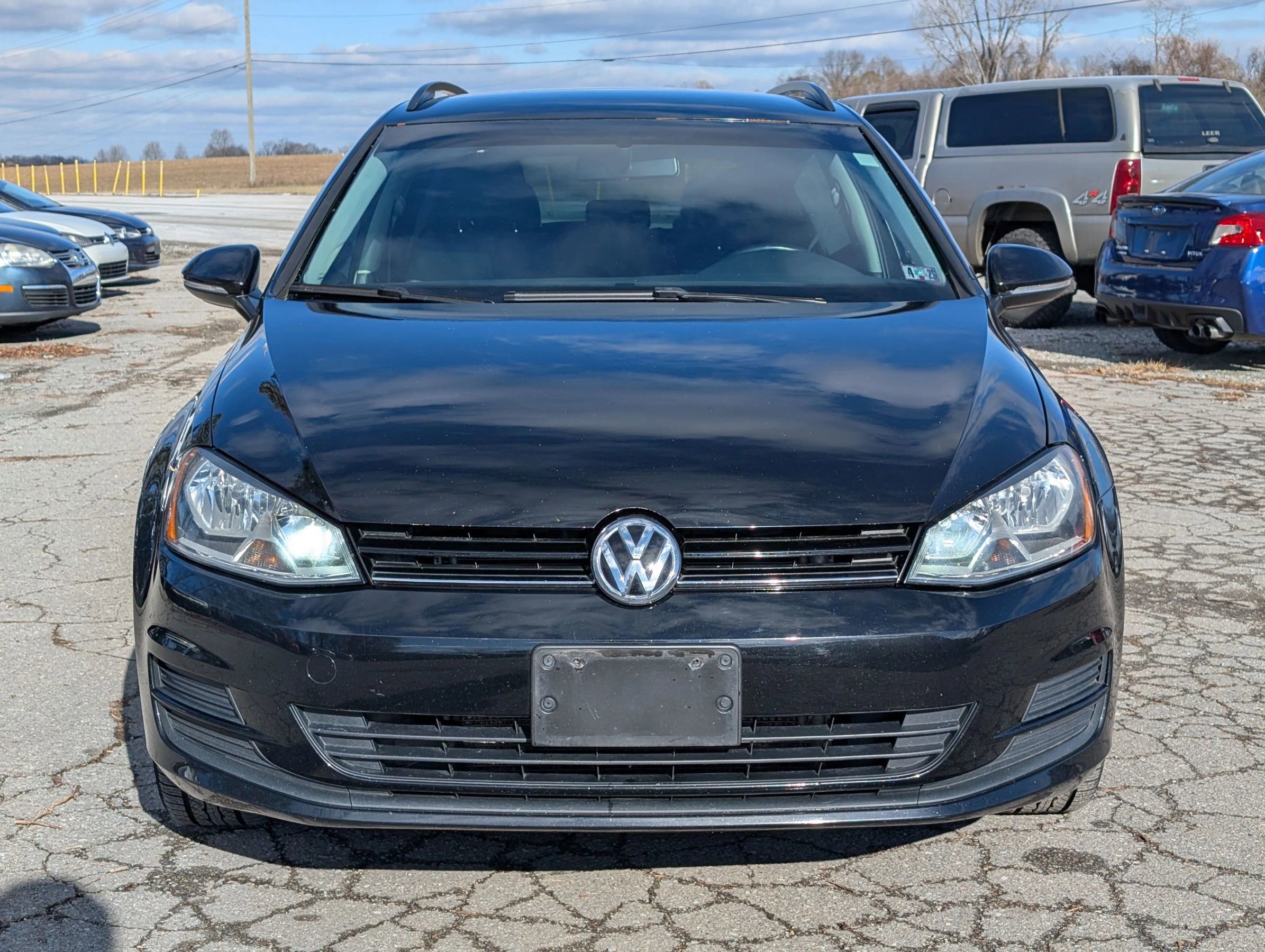 Used 2015 Volkswagen Golf TDI S image 12