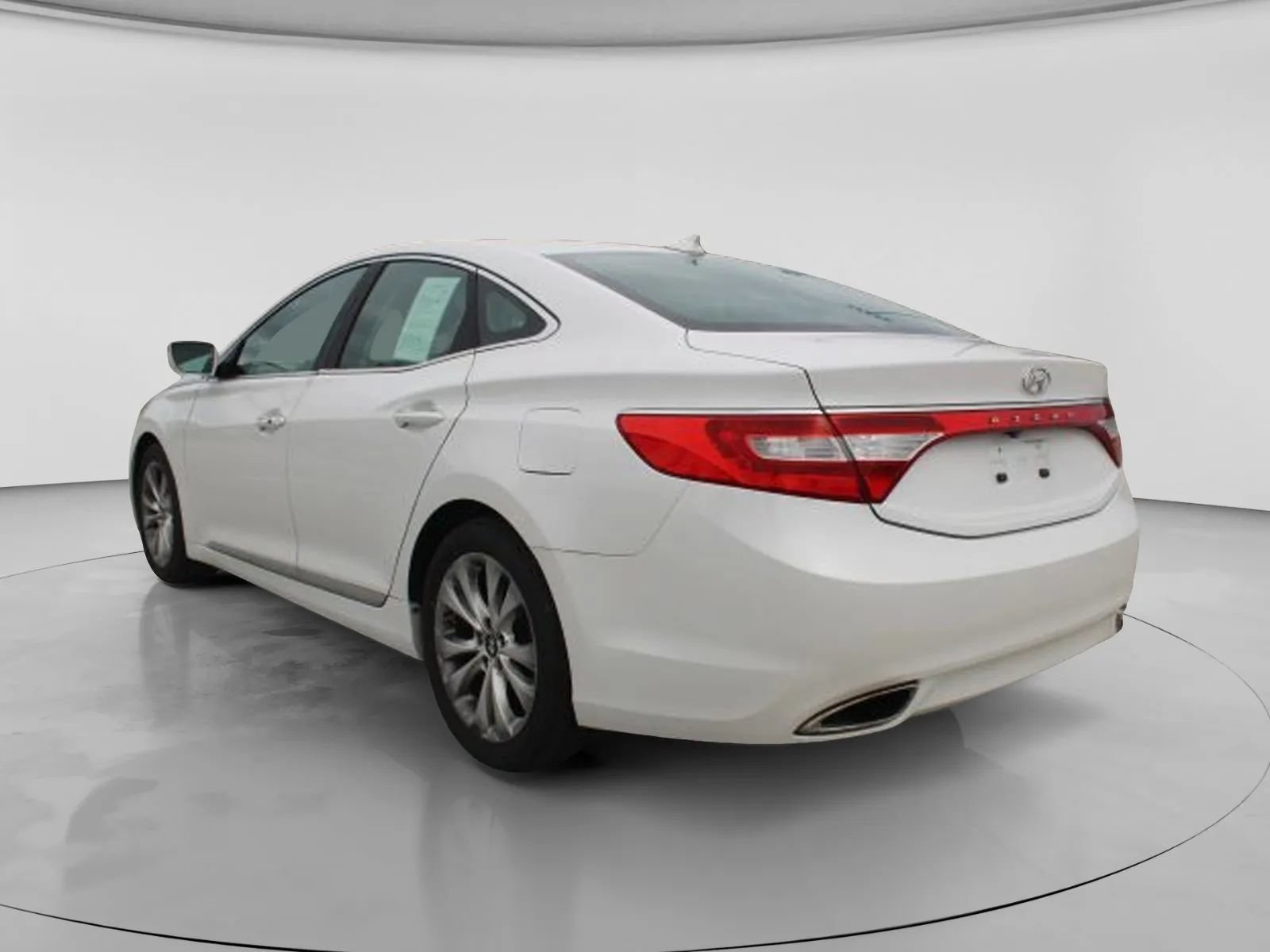 Used 2013 Hyundai Azera FWD image 6