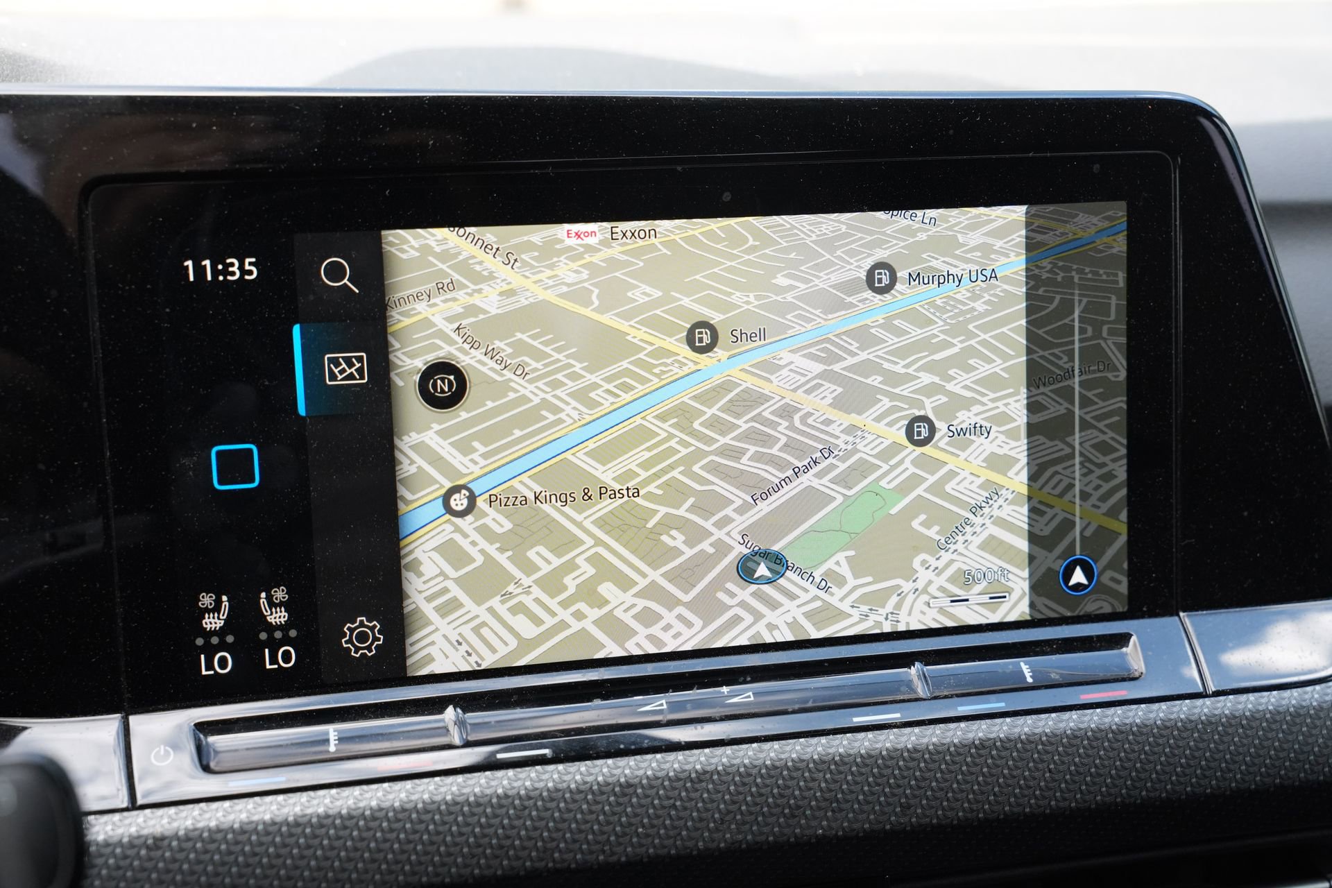 Used 2022 Volkswagen Golf R image 12