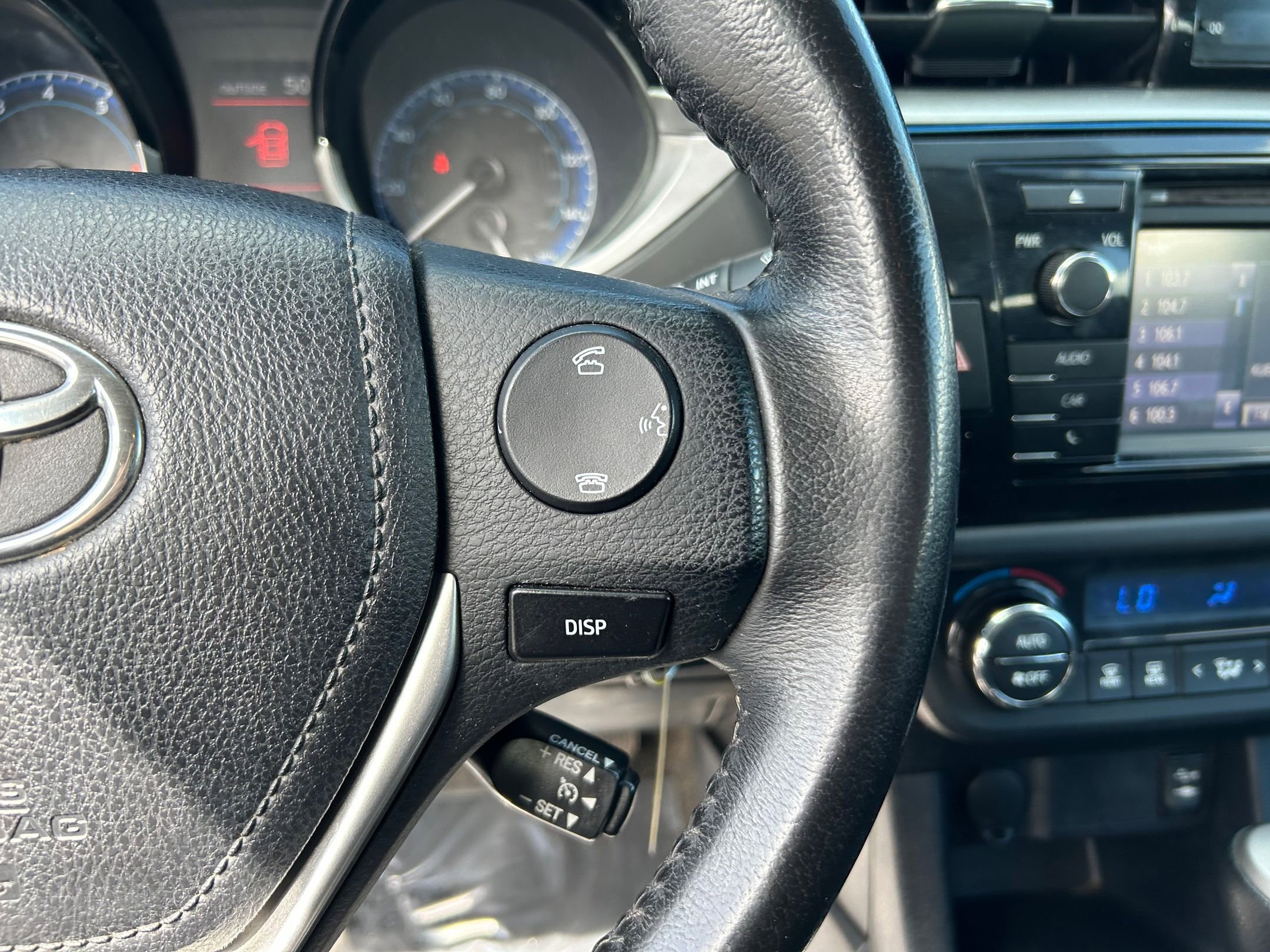 Used 2016 Toyota Corolla S image 13