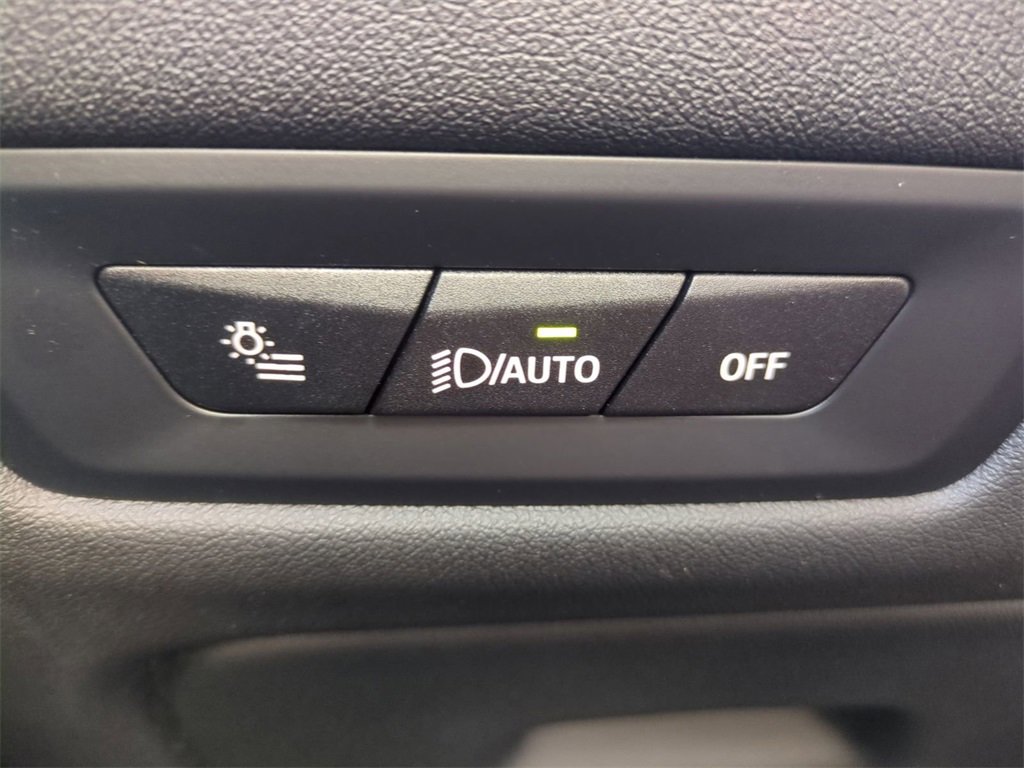 Used 2025 BMW X5 sDrive40i image 28