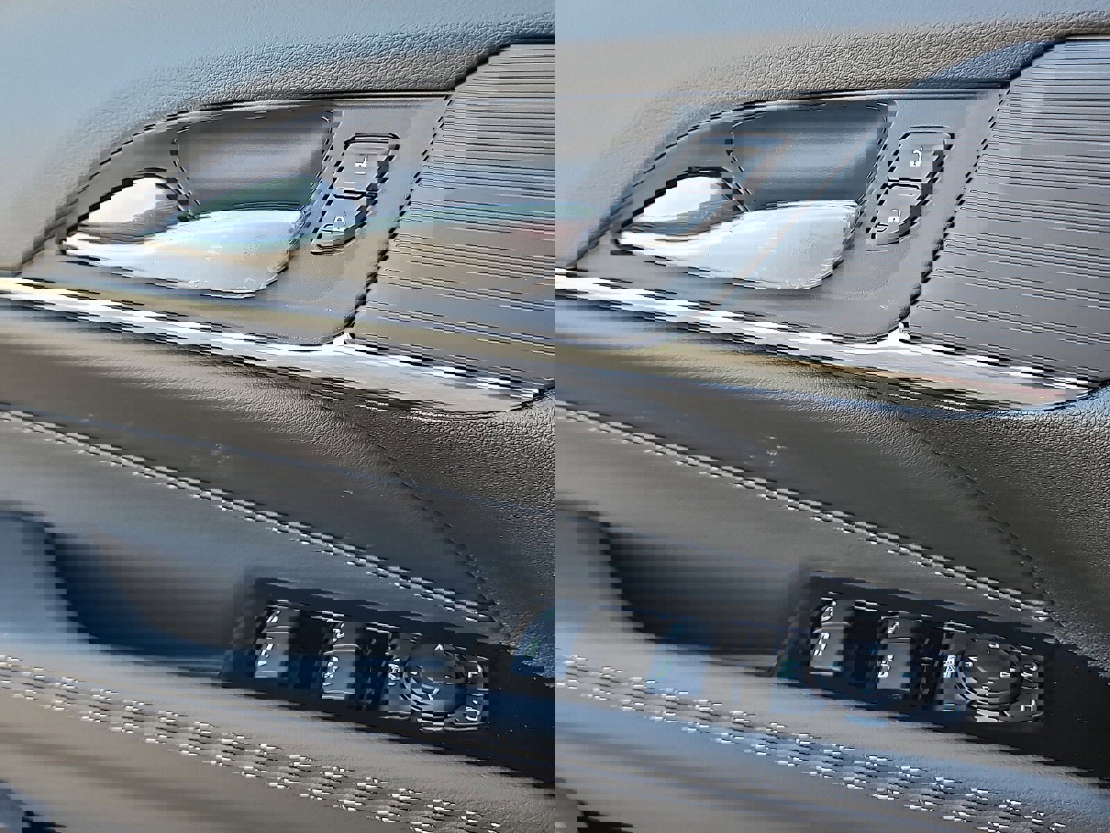 New 2026 Cadillac CT4 Luxury image 13