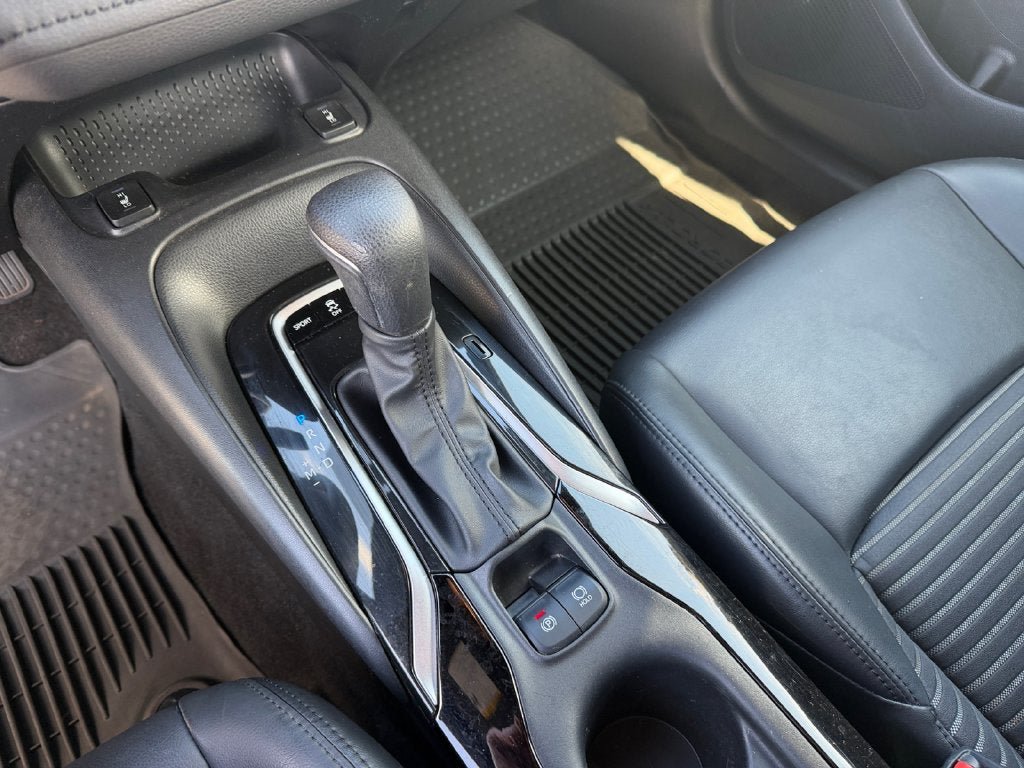 Used 2022 Toyota Corolla XSE FWD image 18
