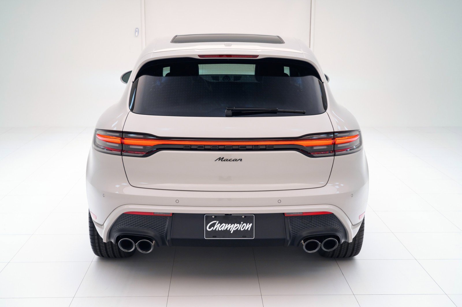 New 2026 Porsche Macan image 10