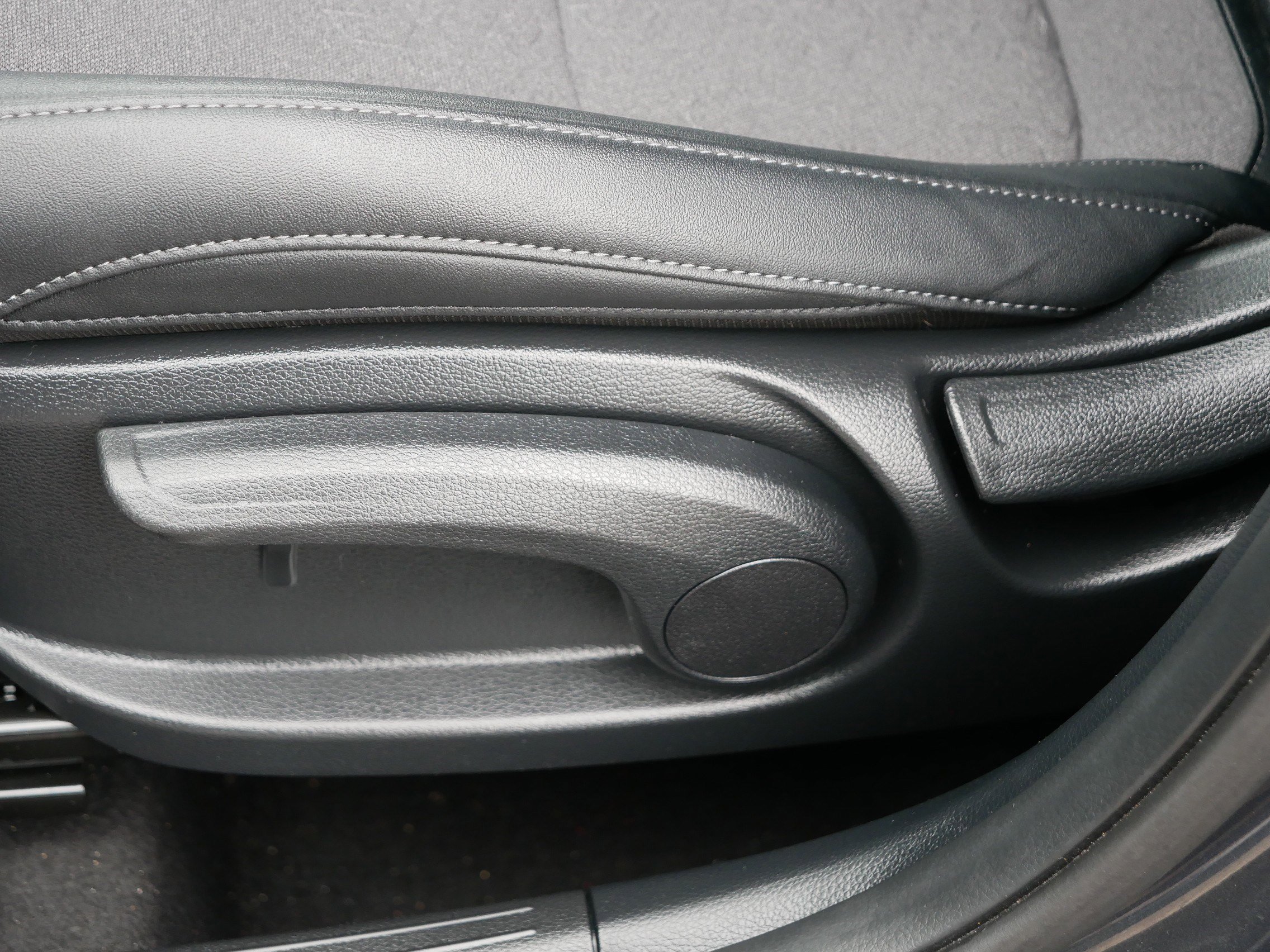 Certified 2025 Kia Seltos X-Line image 20