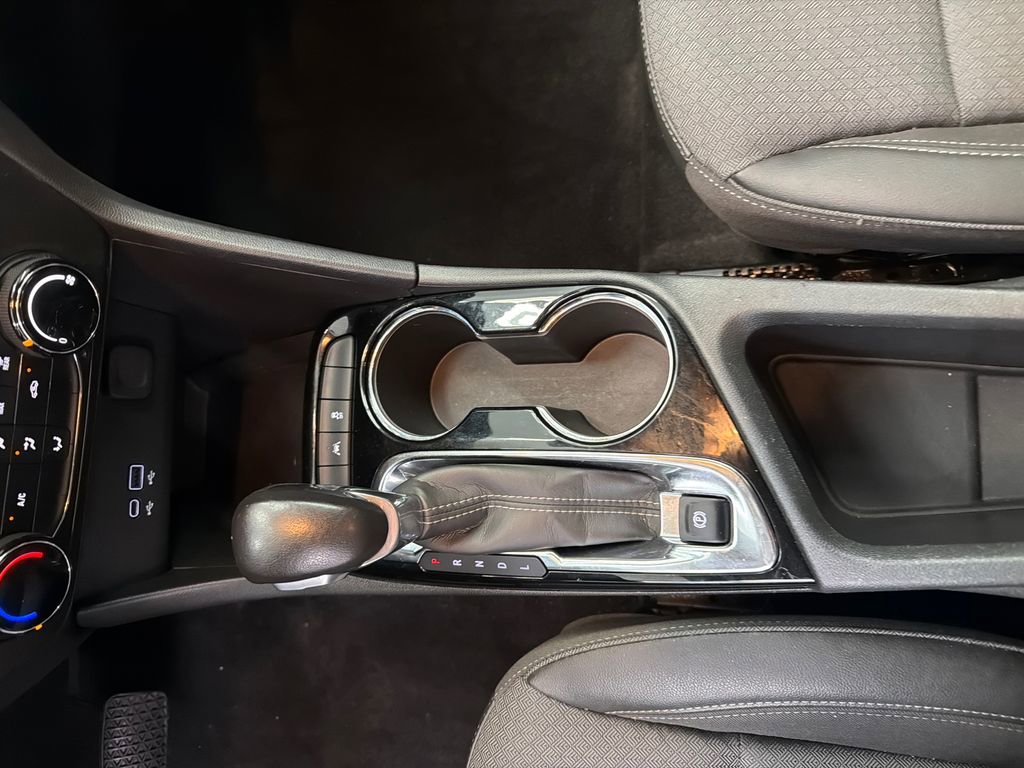 Used 2024 Buick Encore GX Preferred image 30