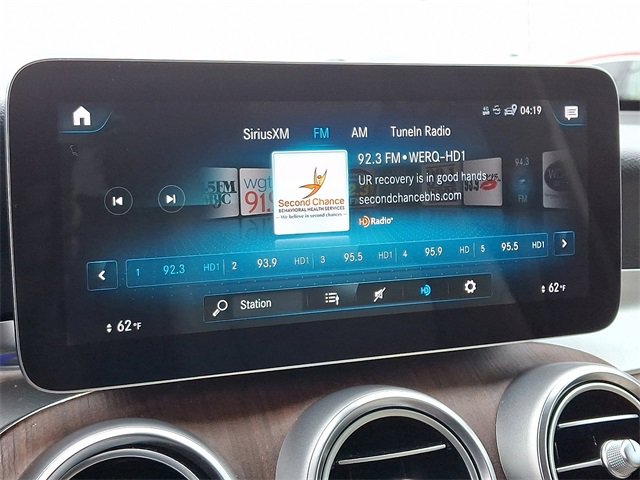 Used 2022 Mercedes-Benz GLC 300 4MATIC image 16