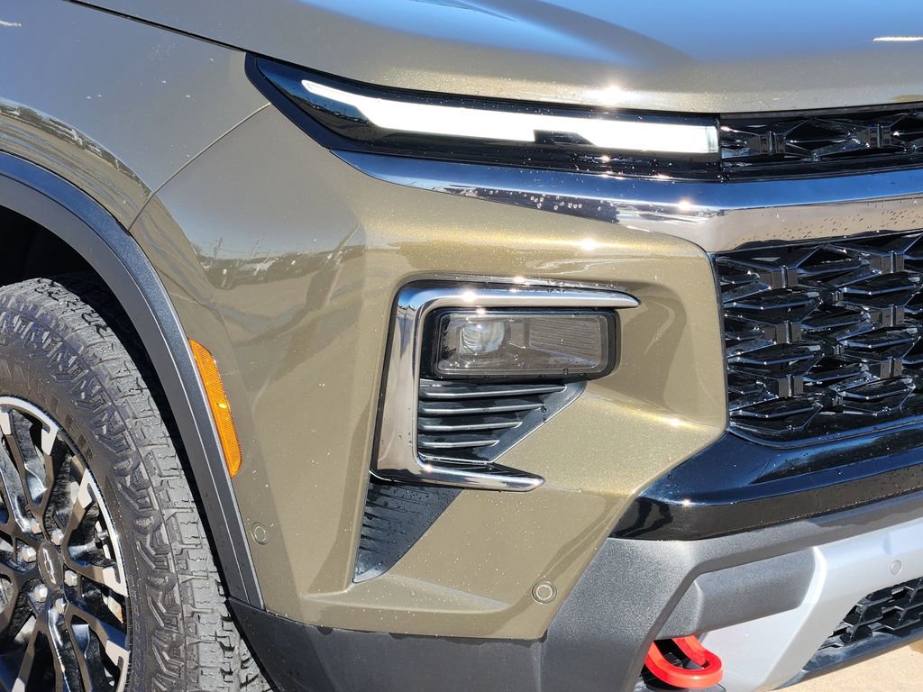 Used 2024 Chevrolet Traverse Z71 w/ Enhanced Driving Package image 11