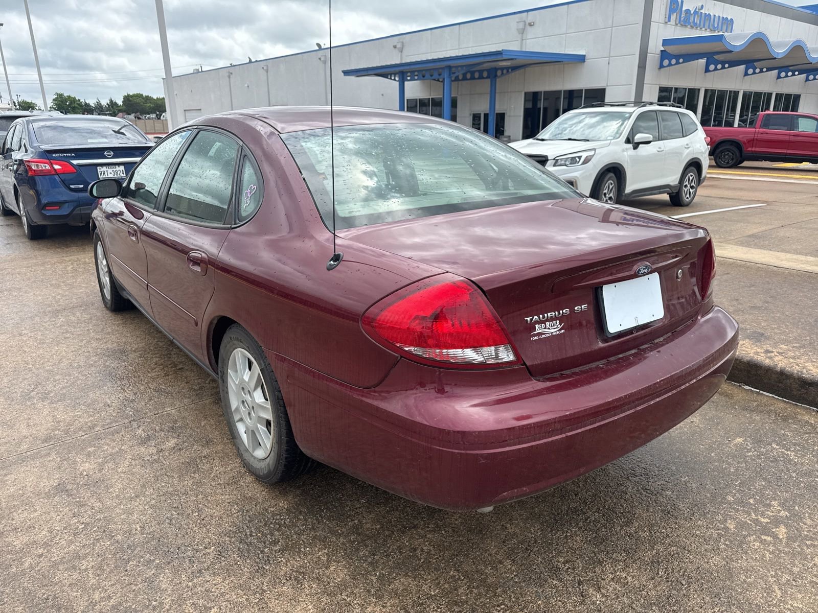 Used 2006 Ford Taurus SE image 5