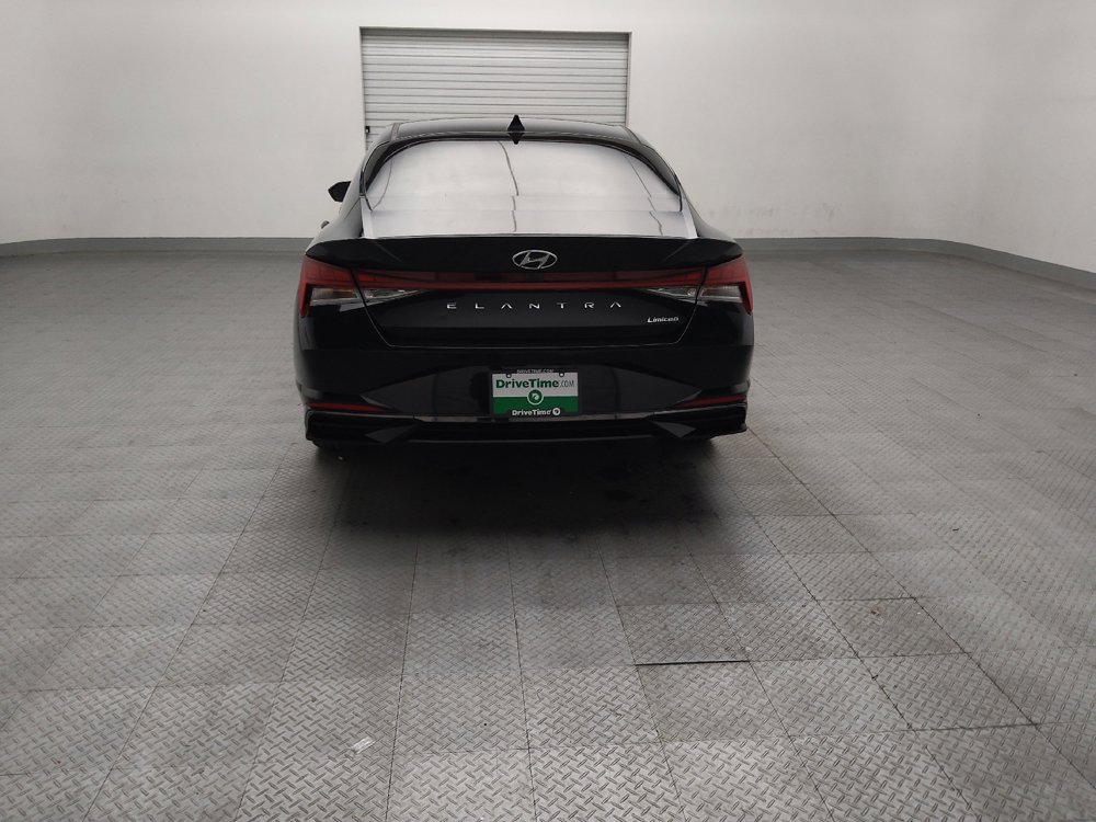 Used 2022 Hyundai Elantra Limited w/ Cargo Package FWD image 6