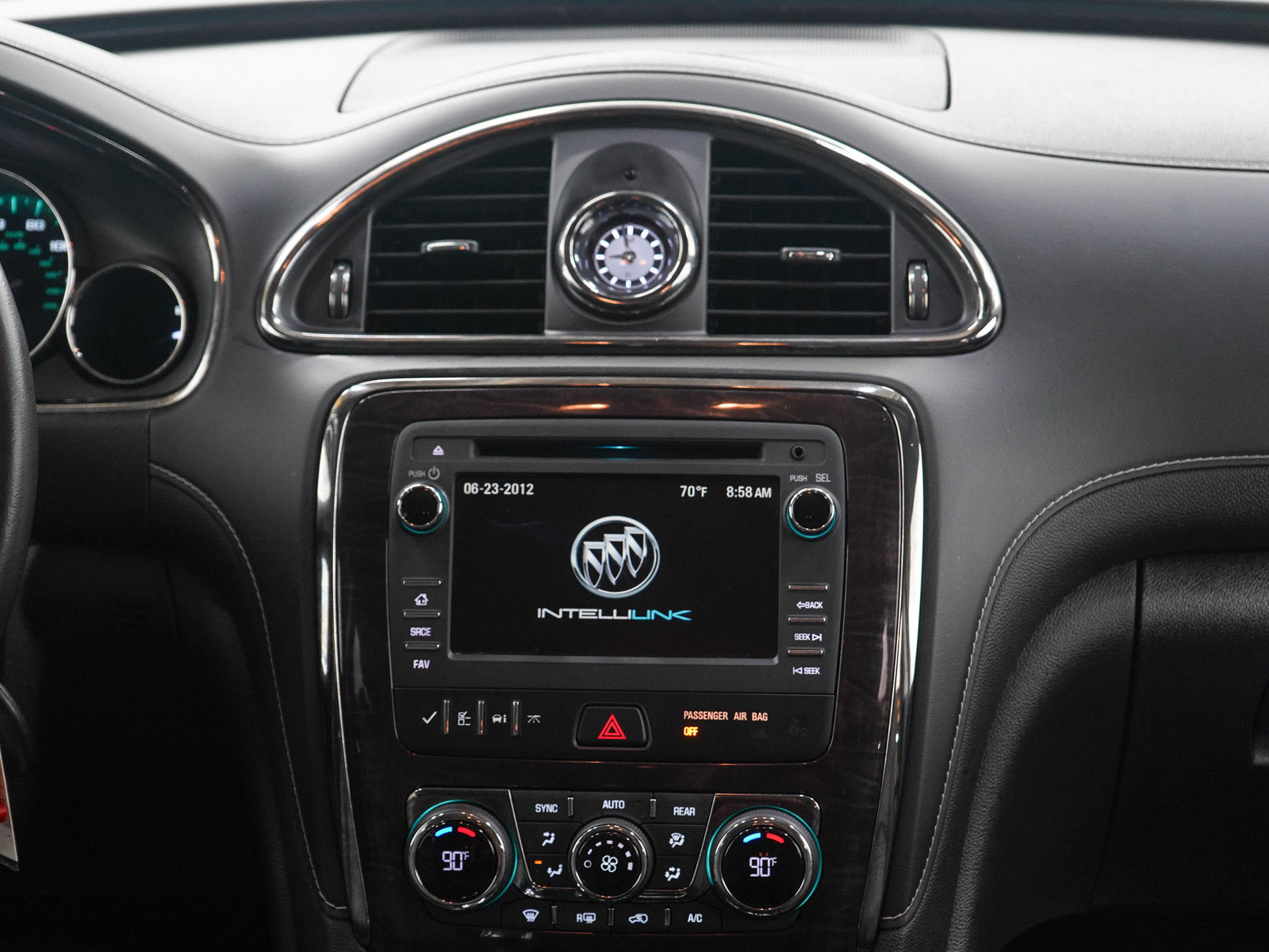 Used 2017 Buick Enclave Leather w/ Trailering Package AWD/4WD image 15