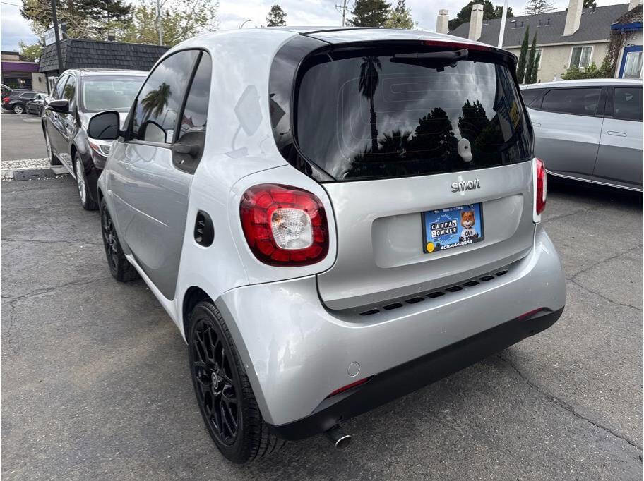 Used 2016 smart fortwo Prime image 15