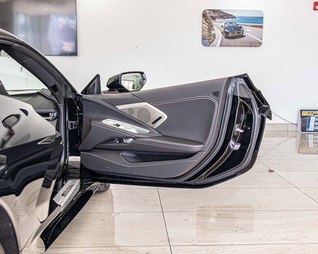Used 2023 Chevrolet Corvette Stingray Preferred Cpe w/ 2LT image 32
