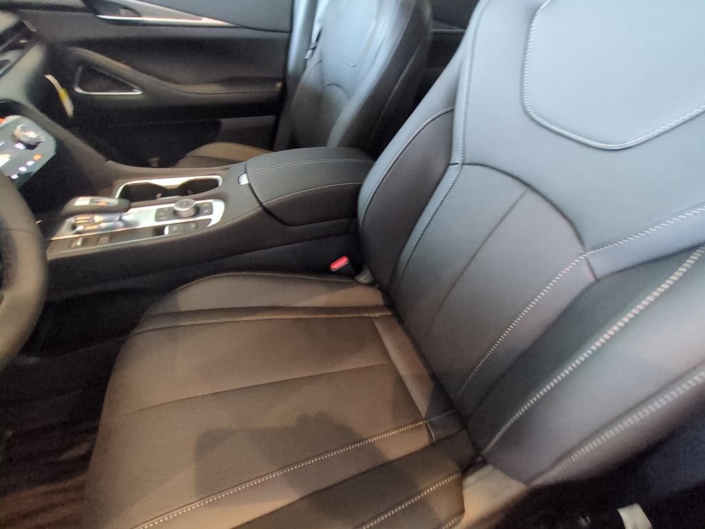 New 2027 INFINITI QX60 Luxe w/ Cargo Package AWD/4WD image 9