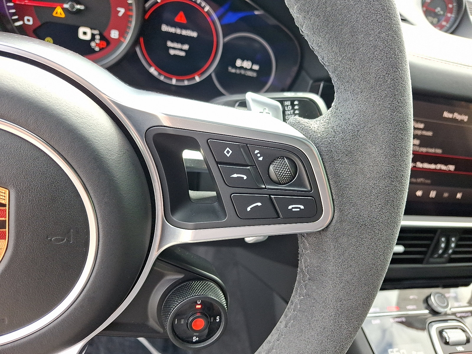 Used 2022 Porsche Cayenne GTS AWD/4WD image 22