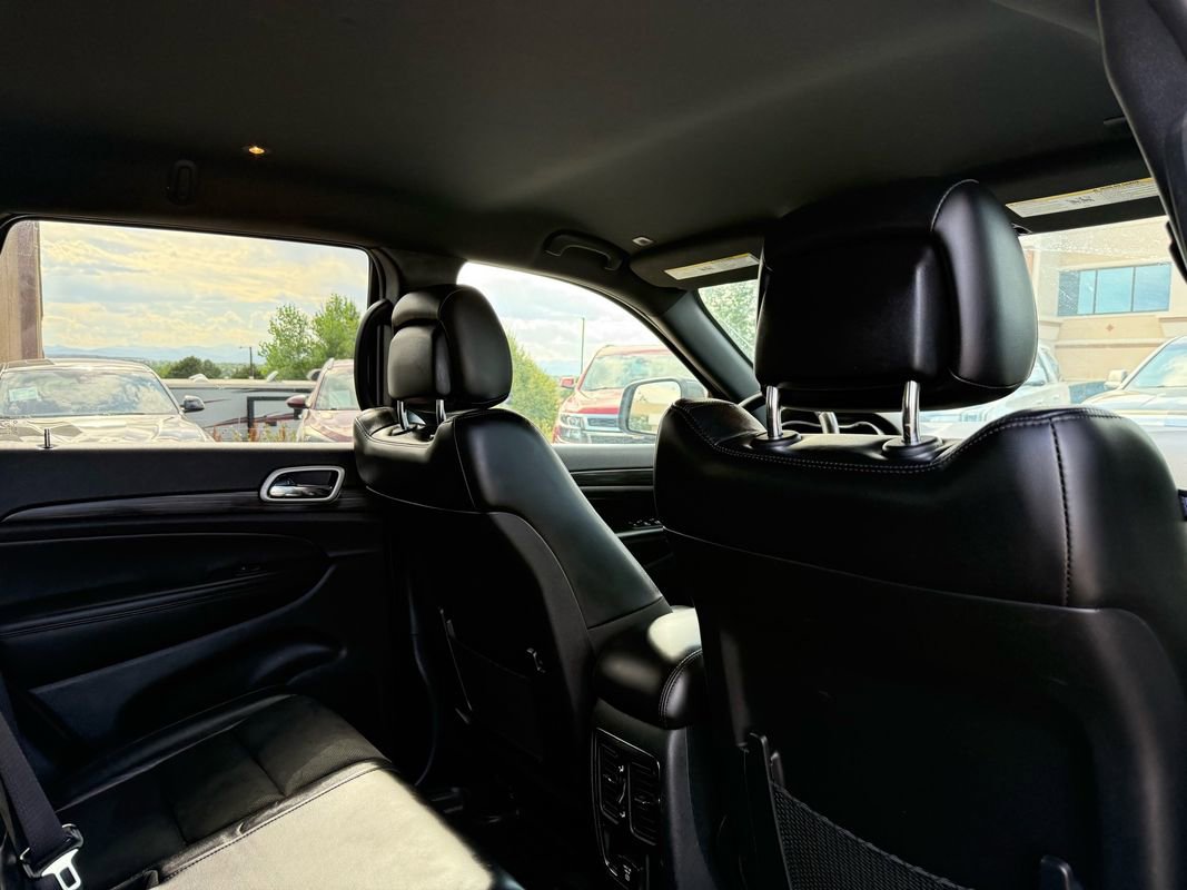 Used 2021 Jeep Grand Cherokee Laredo X image 21