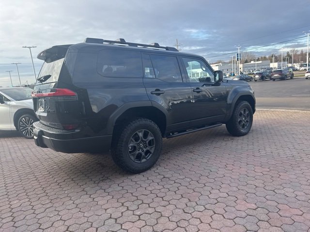New 2025 Lexus GX 550 image 8