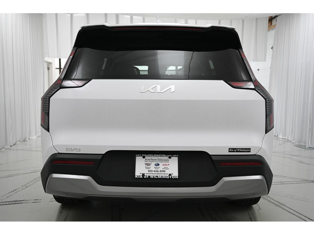 New 2026 Kia EV9 Light image 6