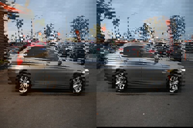 Used 2015 BMW 528i Sedan image 13