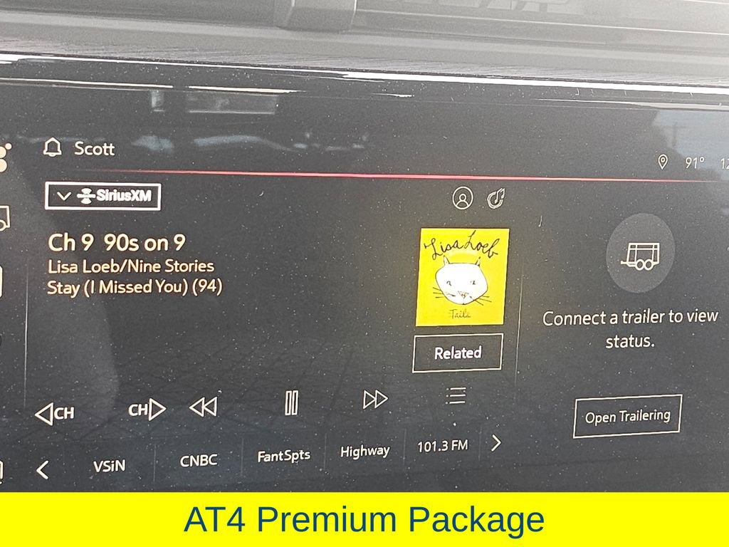 Used 2023 GMC Sierra 1500 AT4 w/ AT4 Premium Package image 9