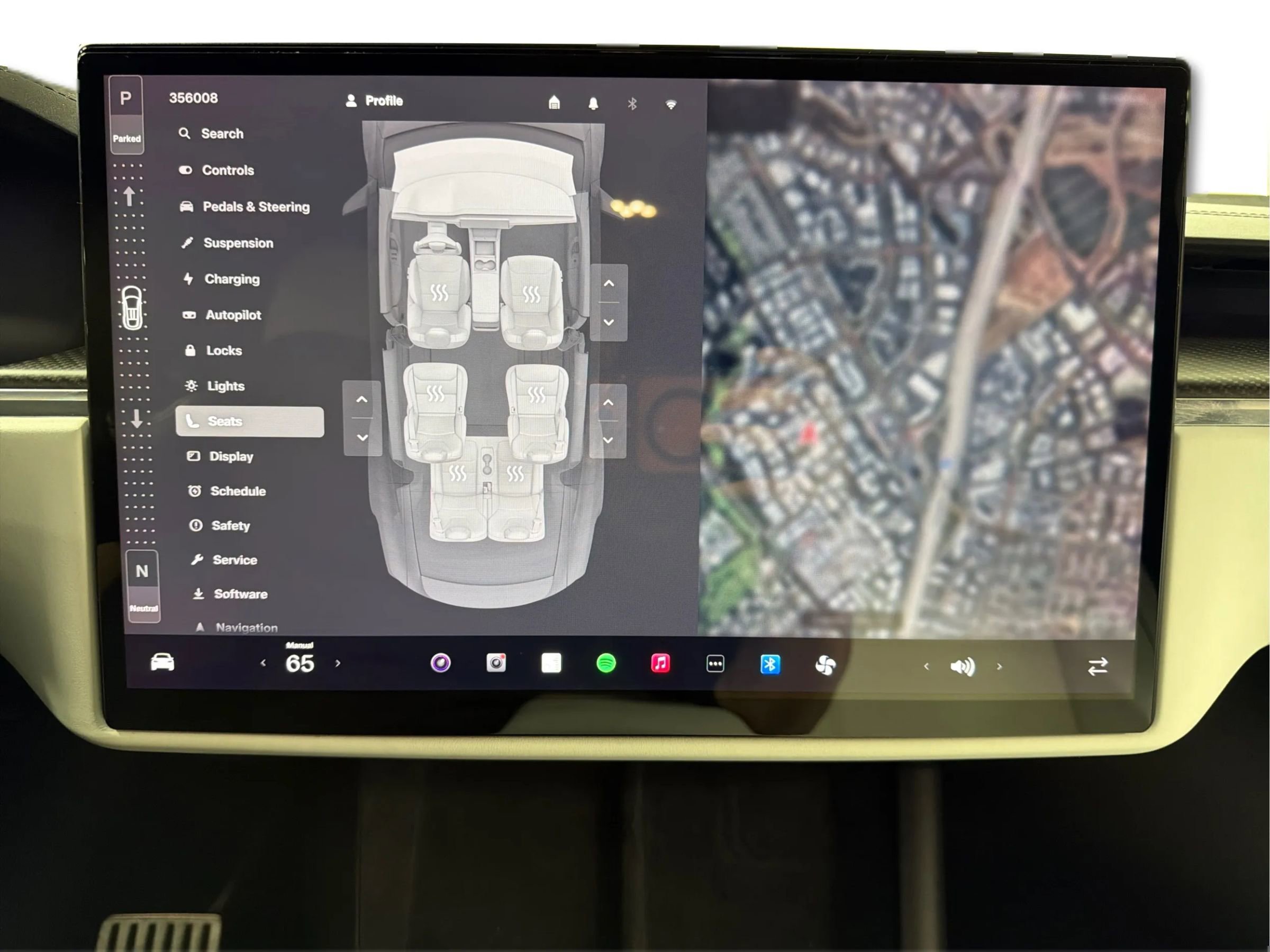 Used 2022 Tesla Model X Plaid image 30