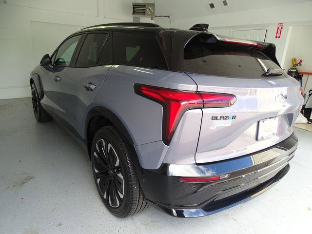 Certified 2026 Chevrolet Blazer EV RS w/ Super Cruise Package AWD/4WD image 19
