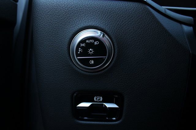 New 2025 Mercedes-Benz GLC 300 4MATIC image 17