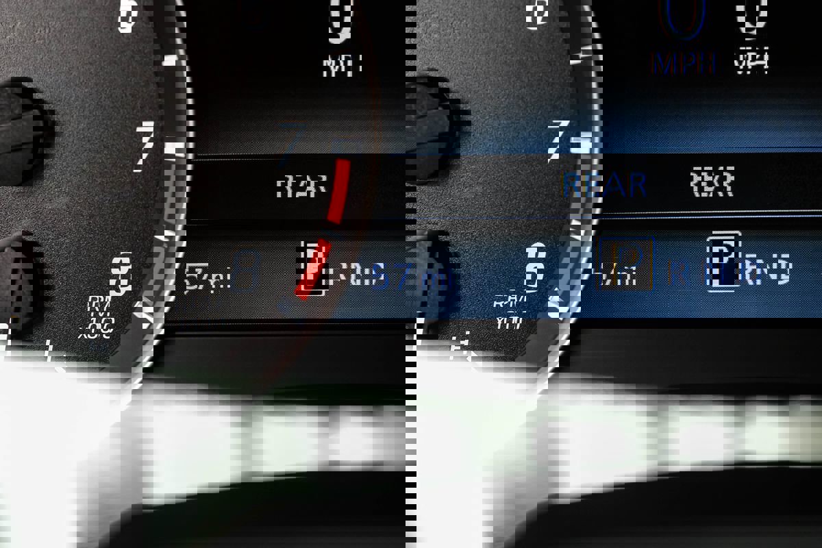 Used 2025 Nissan Frontier S image 16