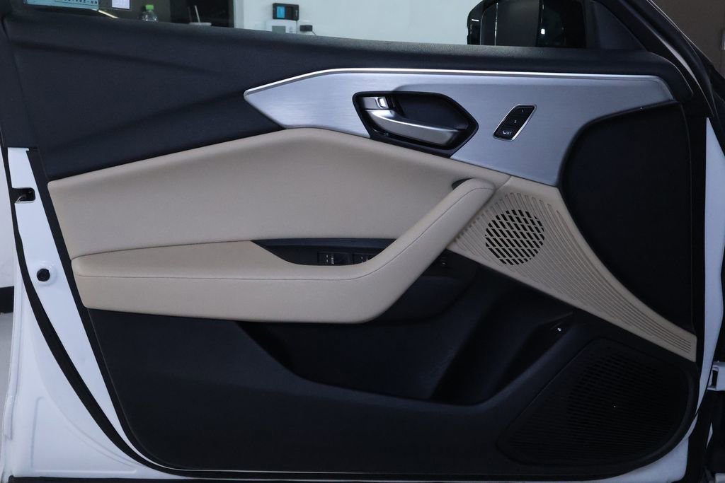 Used 2021 Acura TLX SH-AWD image 13