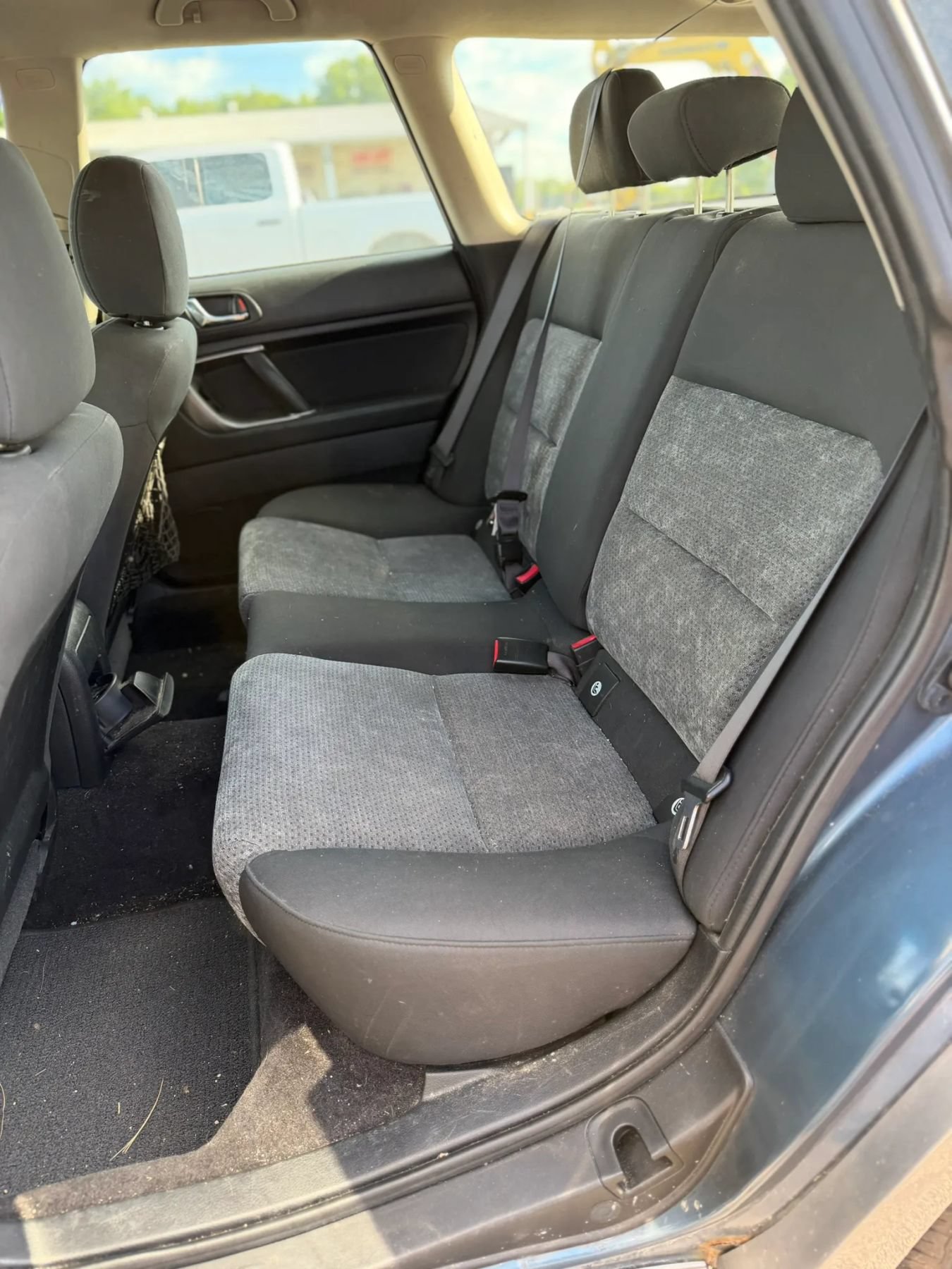 Used 2005 Subaru Outback 2.5i AWD/4WD image 11